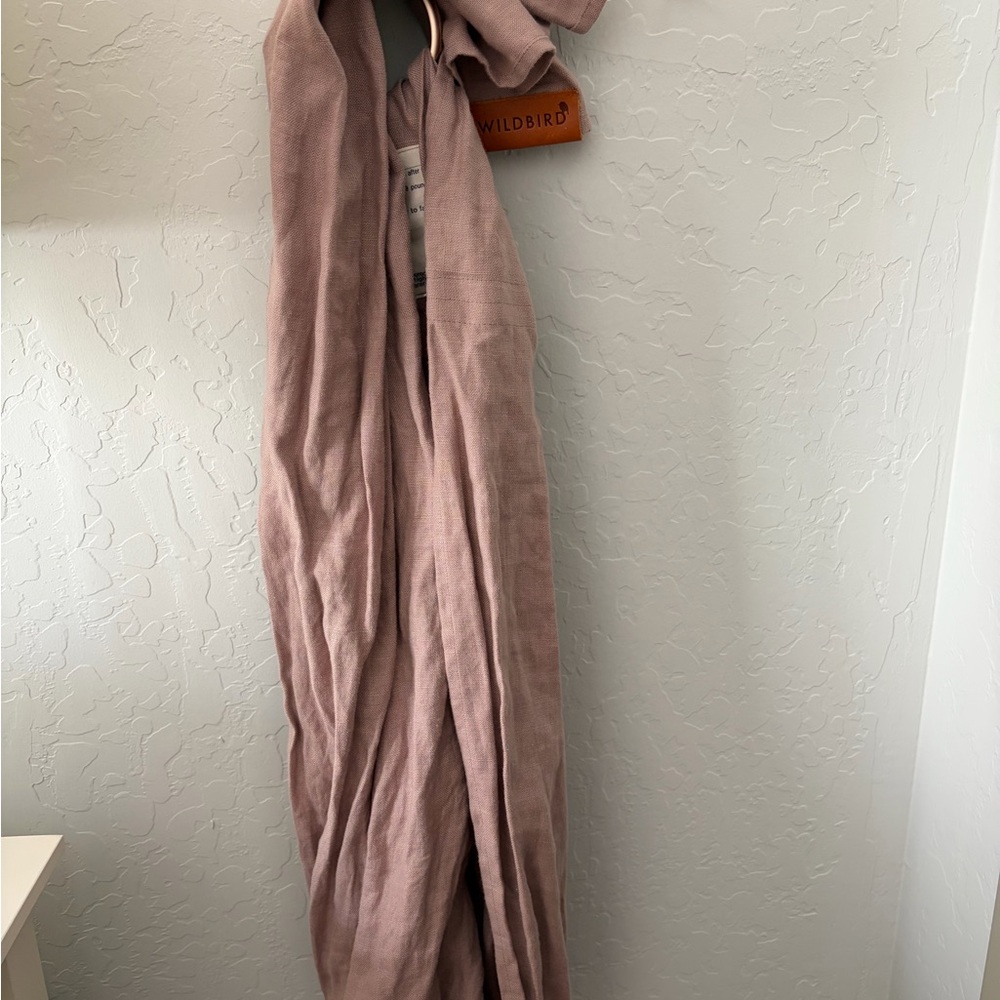 Mauve wild bird sling